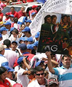 Manifestacje za i przeciw antyrządowej TV w Wenezueli