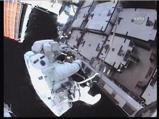 Astronauci z Endeavoura odbyli ostatni "spacer kosmiczny"