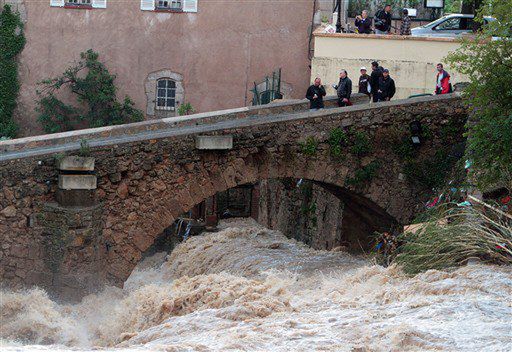 Już 19 ofiar śmiertelnych powodzi we Francji