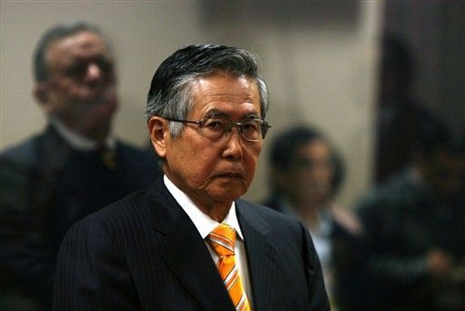 Fujimori przyznaje się do zarzutów