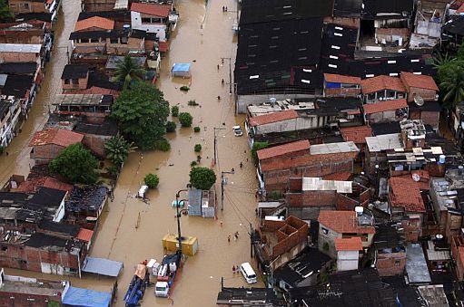 Powódź w Brazylii zabiła 41 osób; setki zaginionych