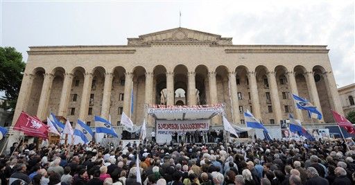 Saakaszwili: protesty w Gruzji to coś "normalnego"