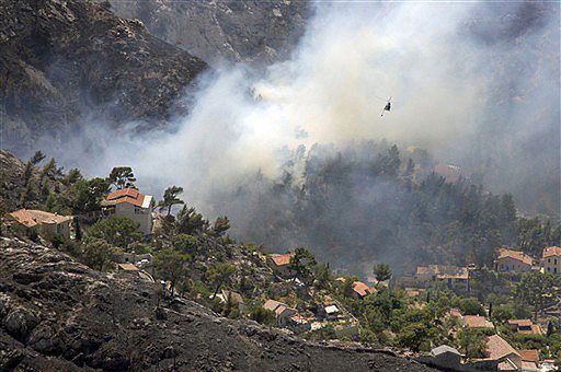 Legia Cudzoziemska wywołała pożar na setkach hektarów