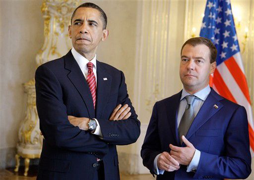 Obama i Miedwiediew na hamburgerze "z piekła rodem"