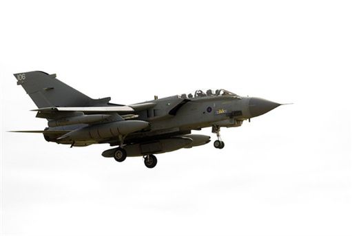 Samoloty zbombardowały bunkry z amunicją sił Kadafiego