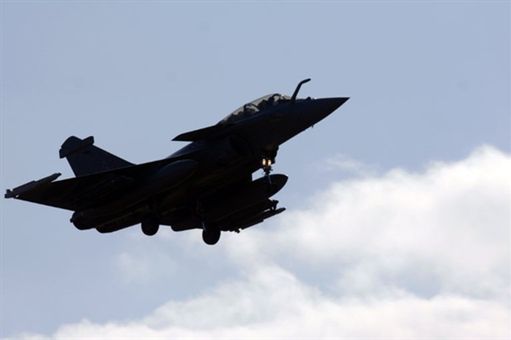 Myśliwce ostrzelały centrum dowództwa sił Kadafiego
