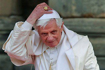 "Zwichnięci" grożą papieżowi? Policja ma ich na oku