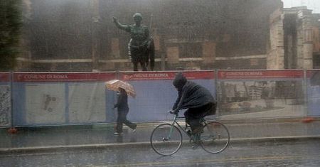 Alarm w Wiecznym Mieście; w środę powtórka kataklizmu?