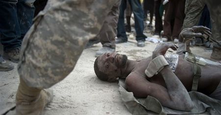Cud na Haiti - przeżył dwa tygodnie pod gruzami