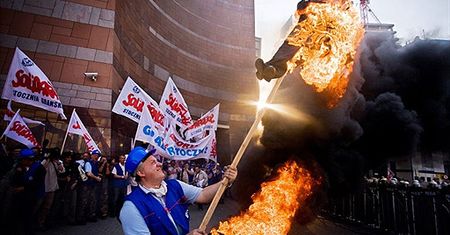 Rząd znalazł sposób na związki zawodowe