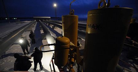 Rosja: gaz popłynie we wtorek o godz. 8.00