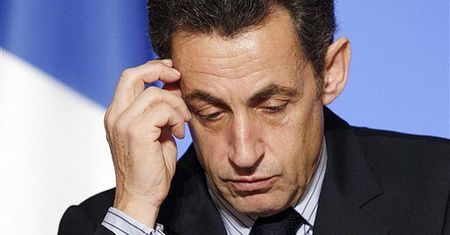 Sarkozy walił pięścią w stół i groził, że Francja opuści strefę euro?