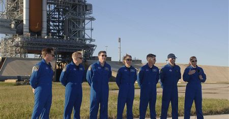 Wahadłowiec Endeavour wystartuje 14 listopada