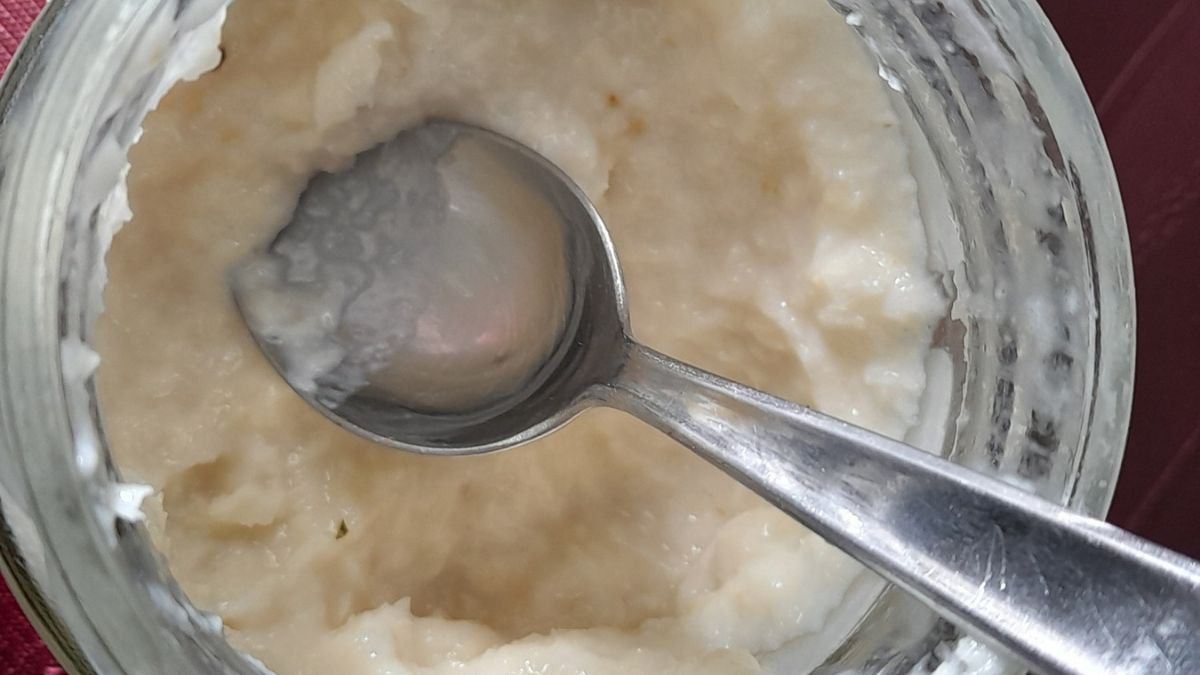 Świeży chrzan to nie tylko pikantny dodatek do tradycyjnych potraw, ale też naturalne wsparcie w  sezonie przeziębień