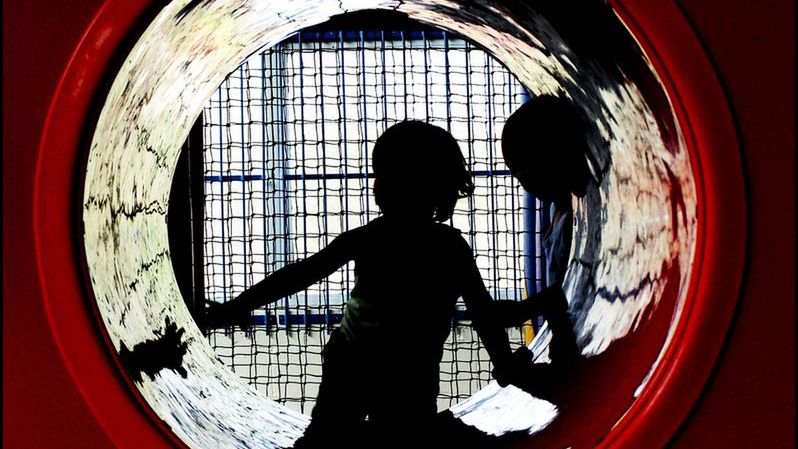 Dlaczego na autzym choruje więcej chłopców niż dziewczynek?