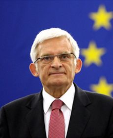 Buzek na czele europarlamentu