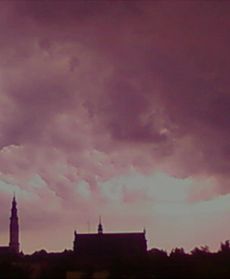 Ciemne chmury nad Polską