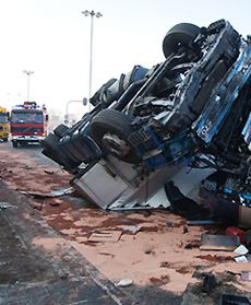 Wypadek tira w Łodzi