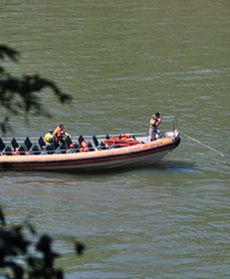 Nieszczęśliwy wypadek przy wodospadzie