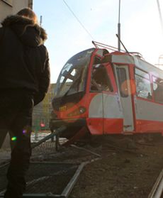 Tramwaj wjechał w dom