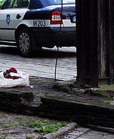 Krzyż spadł na bezdomnego