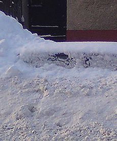 Zaparkowane w zaspach