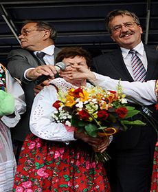 Te kobiety popierają kandydatów