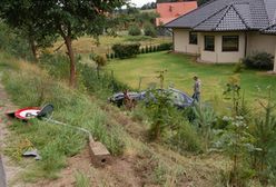 Dachował, szukając telefonu