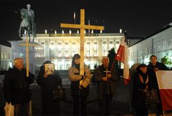 Znowu płoną znicze