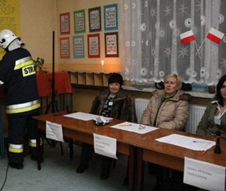 Głosowanie przy świecach