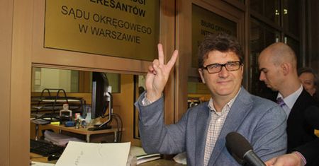 Niepokorny polityk tworzy partię