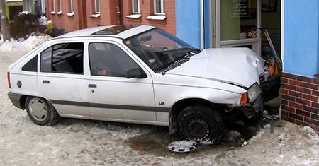 Potrącił kobietę