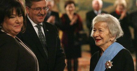 Odznaczenie słynnej noblistki