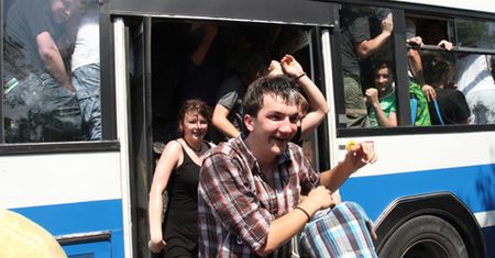 Tak zatłoczonego autobusu jeszcze nie widziałeś