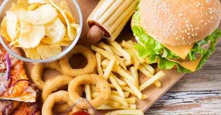 The Junk Food Experiment. Znani Brytyjczycy na wysokokalorycznej diecie