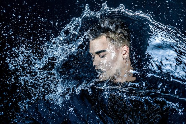 Przyczyn nadmiernej potliwości możemy wymienić co najmniej kilka. Najczęściej winne są hormony