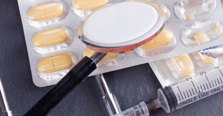 Alergia na nikiel - objawy, gdzie znajduje się nikiel, rozpoznanie, leczenie