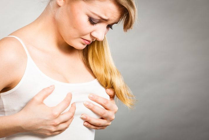 Ból w piersiach przed okresem a ciąża – co warto wiedzieć?