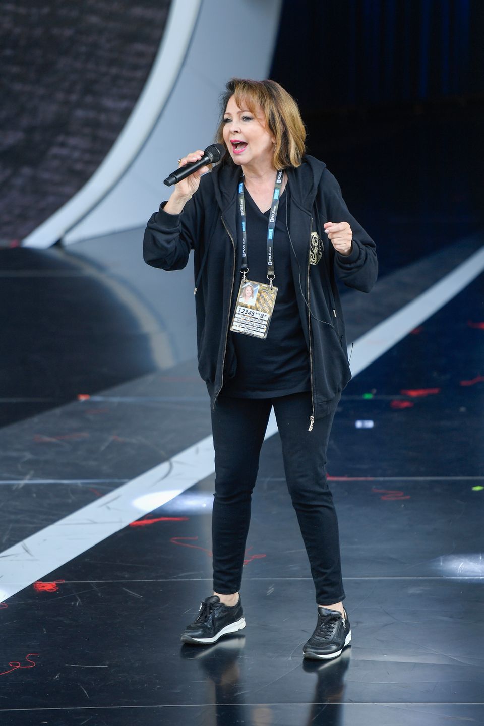 Izabela Trojanowska - gwiazdy na próbie trzeciego dnia festiwalu w Opolu