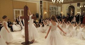 Purity Ball. Dziewczynki ślubują dziewictwo swoim ojcom