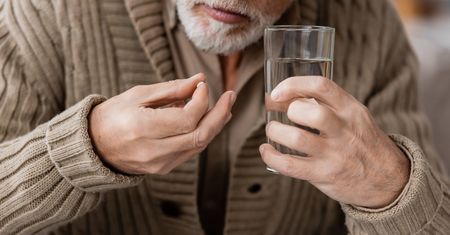 Rasagilina – działanie, wskazania, przeciwwskazania i skutki uboczne