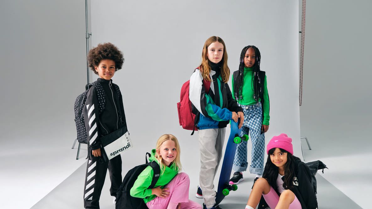 Jak wybrać plecak zdrowy dla kręgosłupa dziecka?