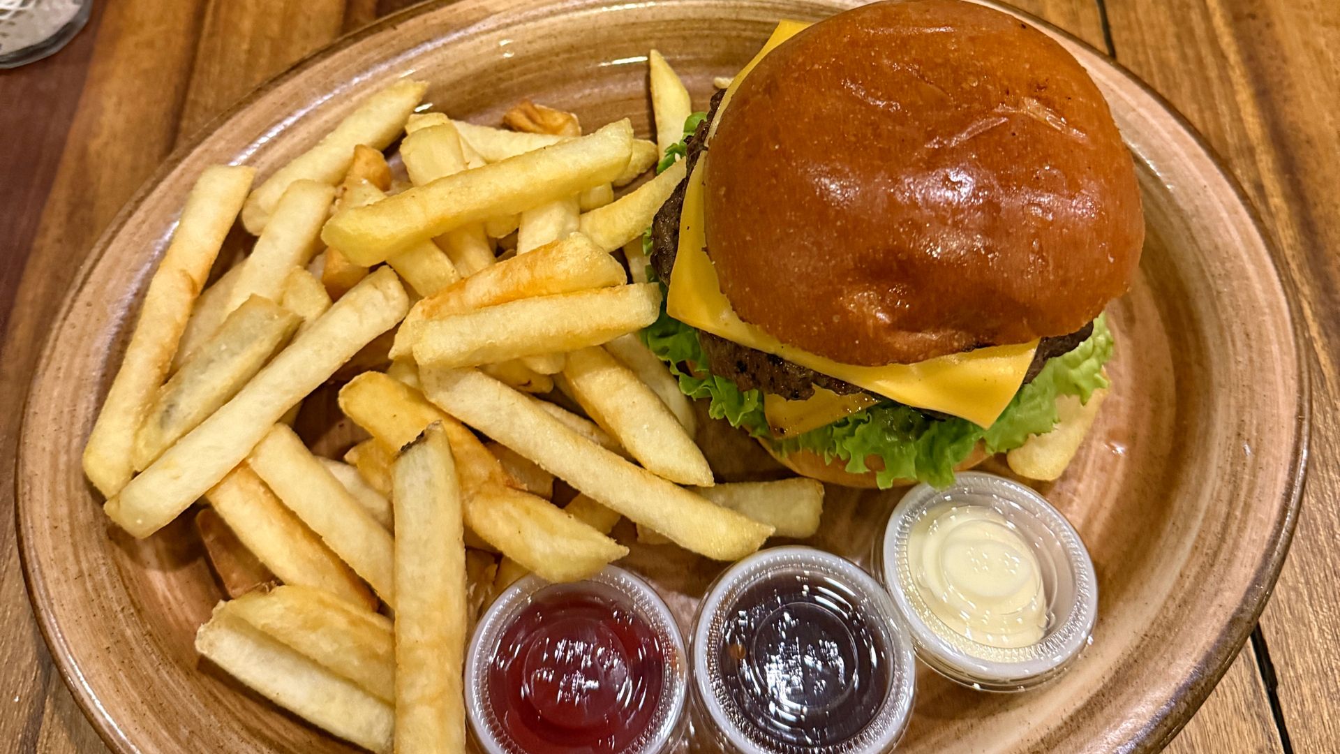 Zmiana nawyków żywieniowych wymaga czasu, cierpliwości i konsekwencji, ale jest możliwa.