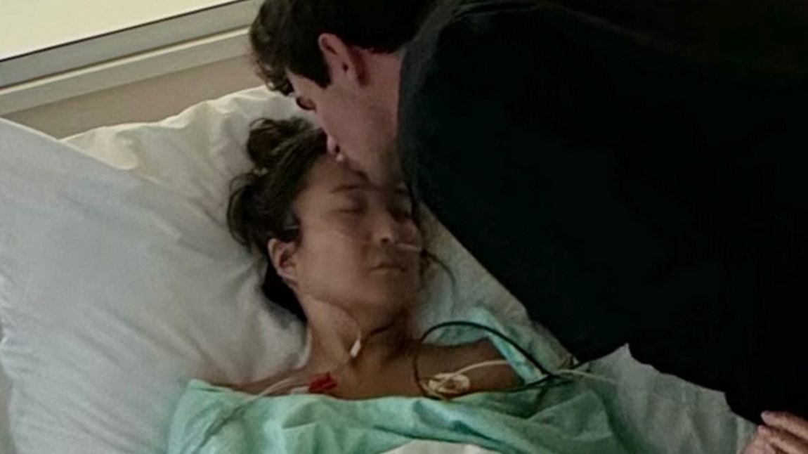 Gwiazda "Emily w Paryżu" walczyła o życie. Aktorka publikuje zdjęcia ze szpitala