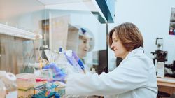 Zwyrodnienie stawów odbiera sprawność milionom Polaków. Opracowują nowy lek