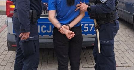Policję wezwała kuratorka. 29-latka miała pod opieką dwoje dzieci