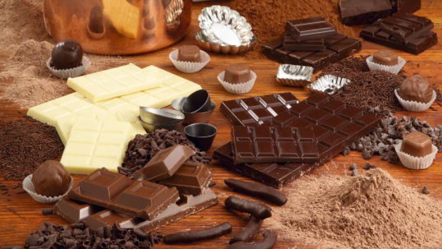 E476 stosuje się w produkcji czekolad, słodyczy z kakao oraz produktów do smarowania pieczywa o obniżonej zawartości tłuszczu.