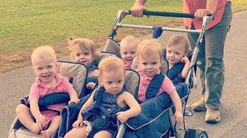 Instagram Sześcioraczki Waldrop