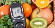 Diabetyk - indeks glikemiczny i produkty dla diabetyków. Jakie warzywa i owoce może jeść cukrzyk? Czy może pić mleko?