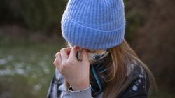 Częste bóle głowy mogą być zarówno objawem, jak i powikłaniem po COVID-19